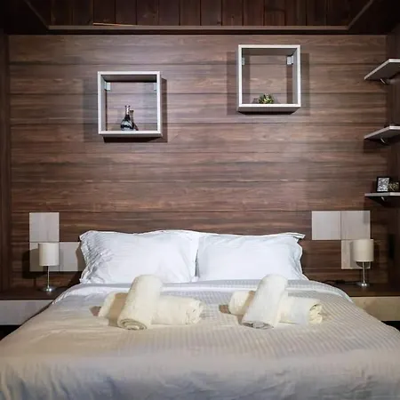 Under The Rocks * Kalabáka