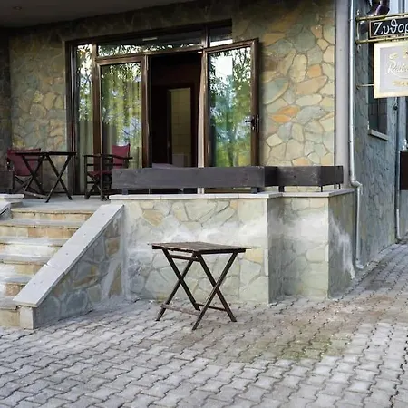 Apartamento Under The Rocks Kalabáka