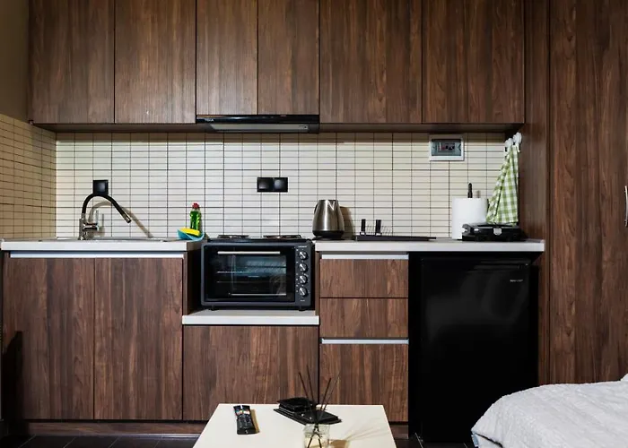 Under The Rocks * Kalambaka